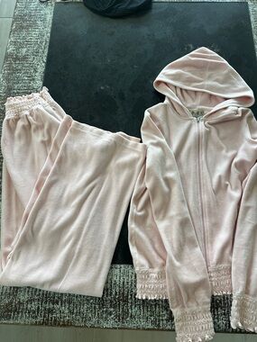 BNWOT BABY PINK JUICY VELOUR SET SZ M